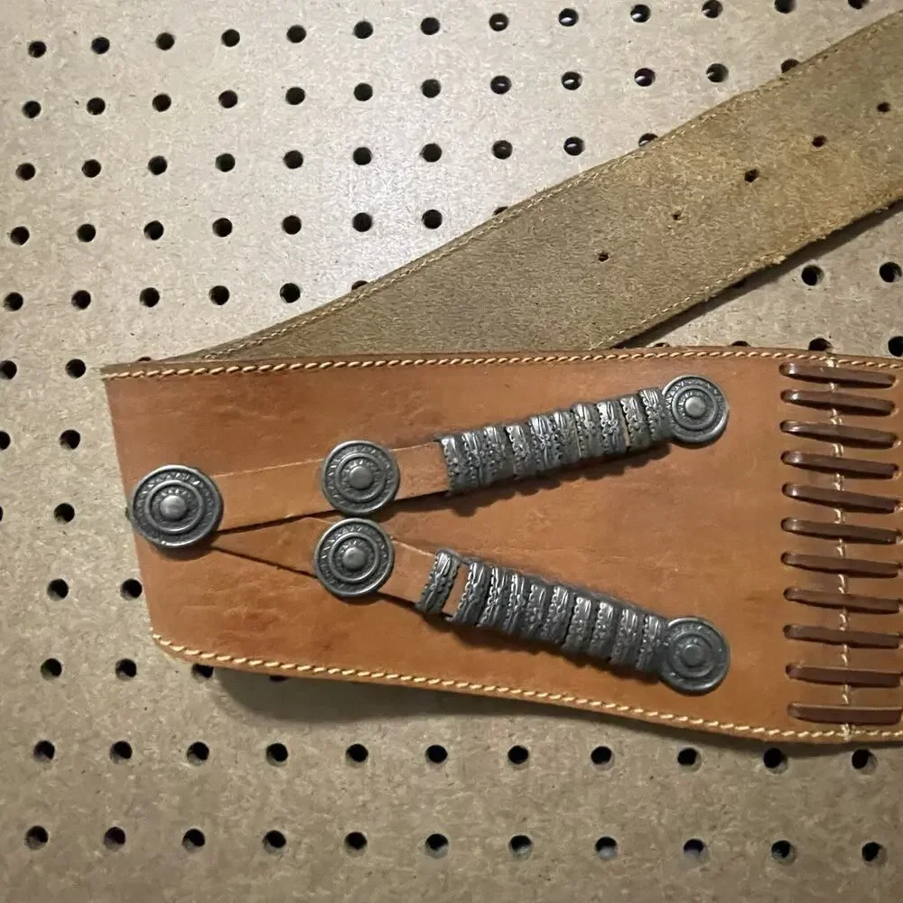 Vintage Handmade Leather Belt Brown Tooled Weightlifting Western Metal Girth